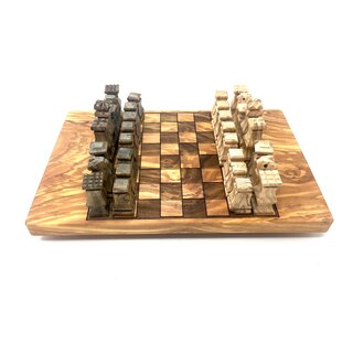 Schachbrett 30x20cm aus Olivenholz mit Holz Figuren handgefertigt auf Mallorca Brettspiel Schachtisch